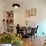 Le Spacieux Et Confortable A 15min De La Gare Apartamento *