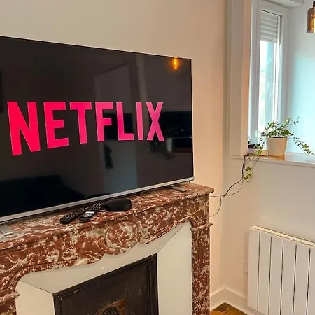 Le Spacieux Et Confortable A 15min De La Gare Apartamento